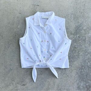Vintage Lightweight Cotton Sleeveless White Tie-Front Embroidered Top